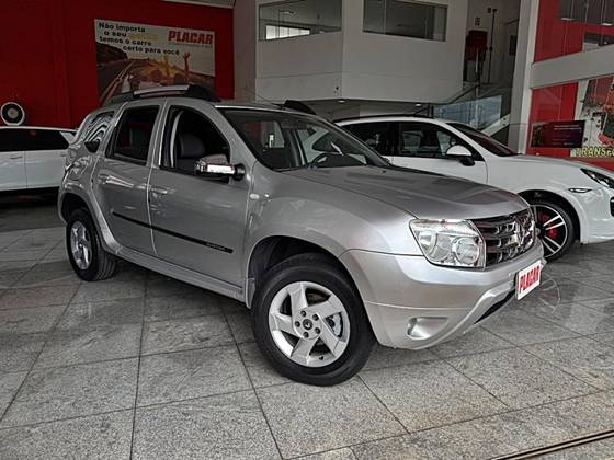 RENAULT DUSTER 2.0 DYNAMIQUE 4X2 16V FLEX 4P AUTOMÁTICO